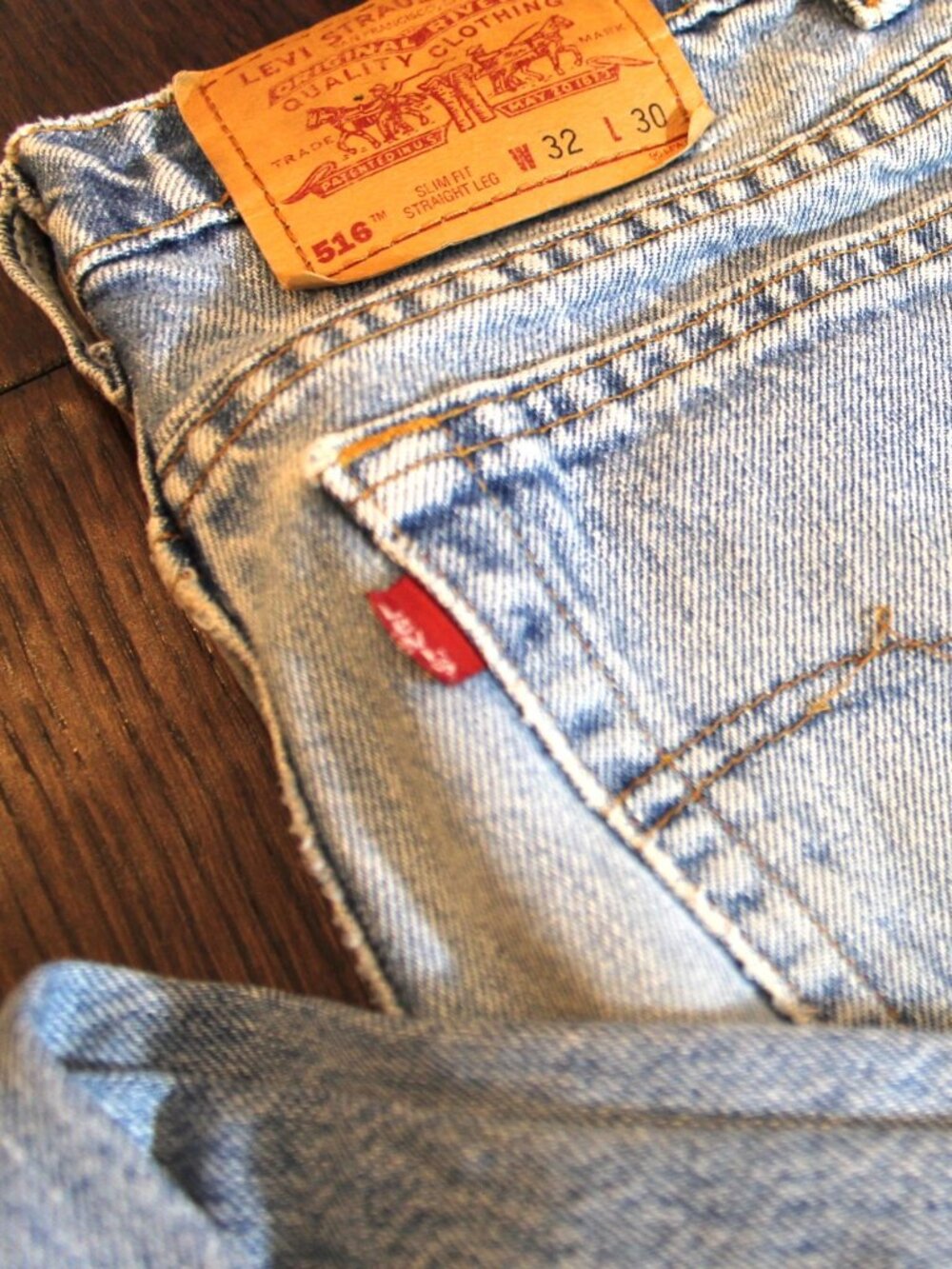 VTG. Levi's 516 Men's Slim Fit Straight Leg Stonewash Jeans Made in Canada